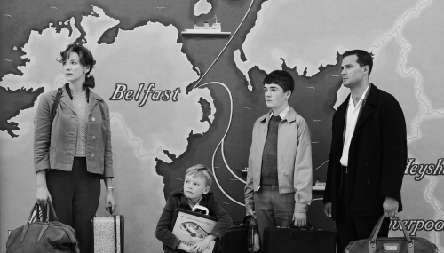 (環球影業 UIP ) 電影《 貝爾法斯特 Belfast 》每個人心中都有一個稱之為故鄉的城市